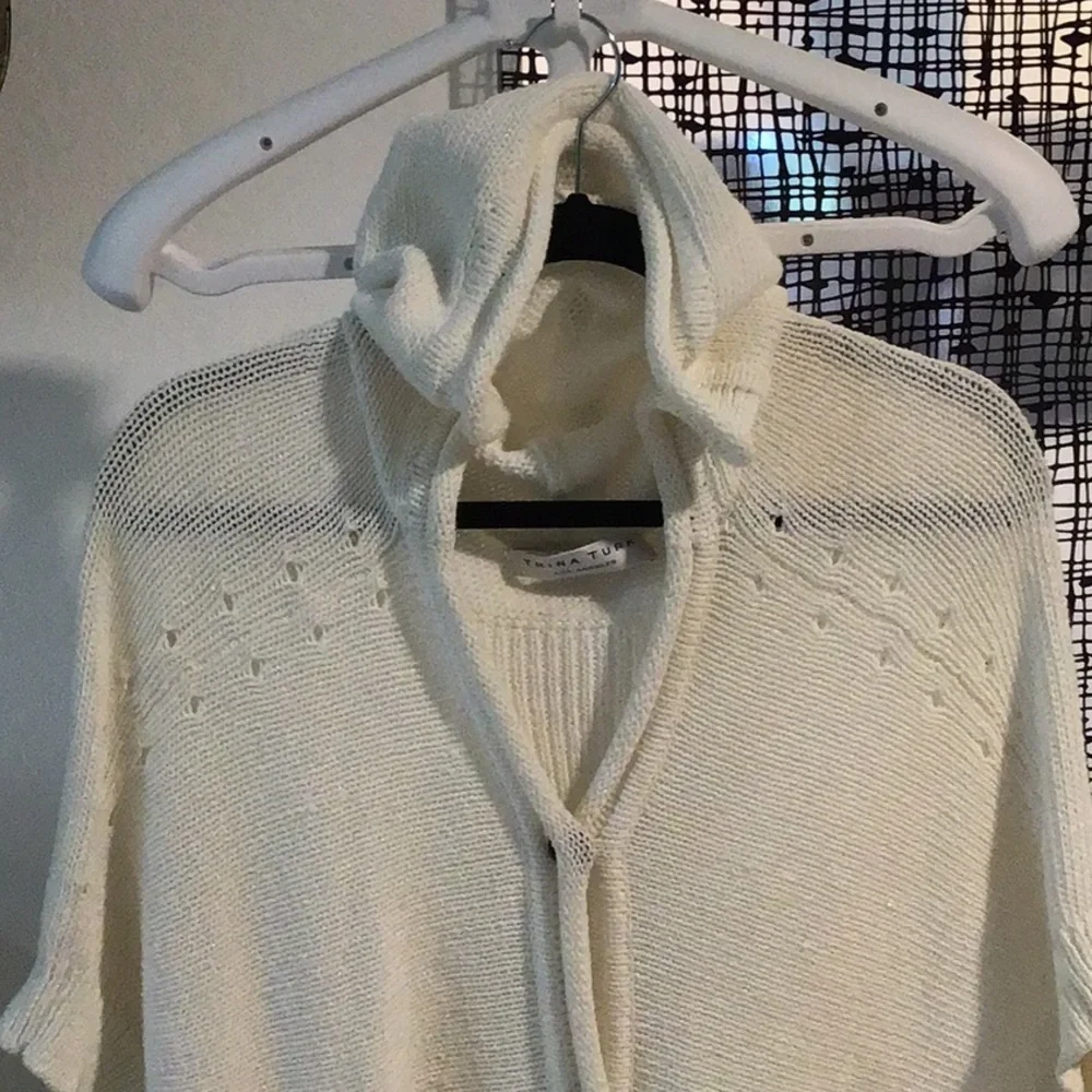 Trina Turk cotton/nylon sweater ! Very special! Never worn 💞 - Picture 5 of 6